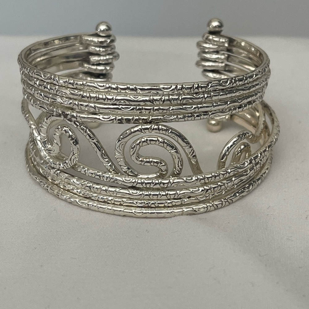 Silver bangle style cuff bracelet